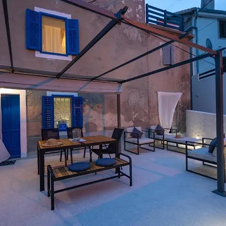 House Franulich Villa *