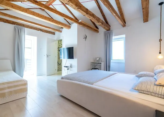 House Franulich Villa *